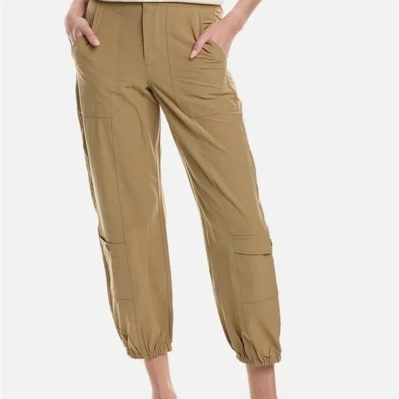 Cabi Womens Medium Galaxy Cargo Pants Beige Utility Pocket Jogger - Picture 1 of 11